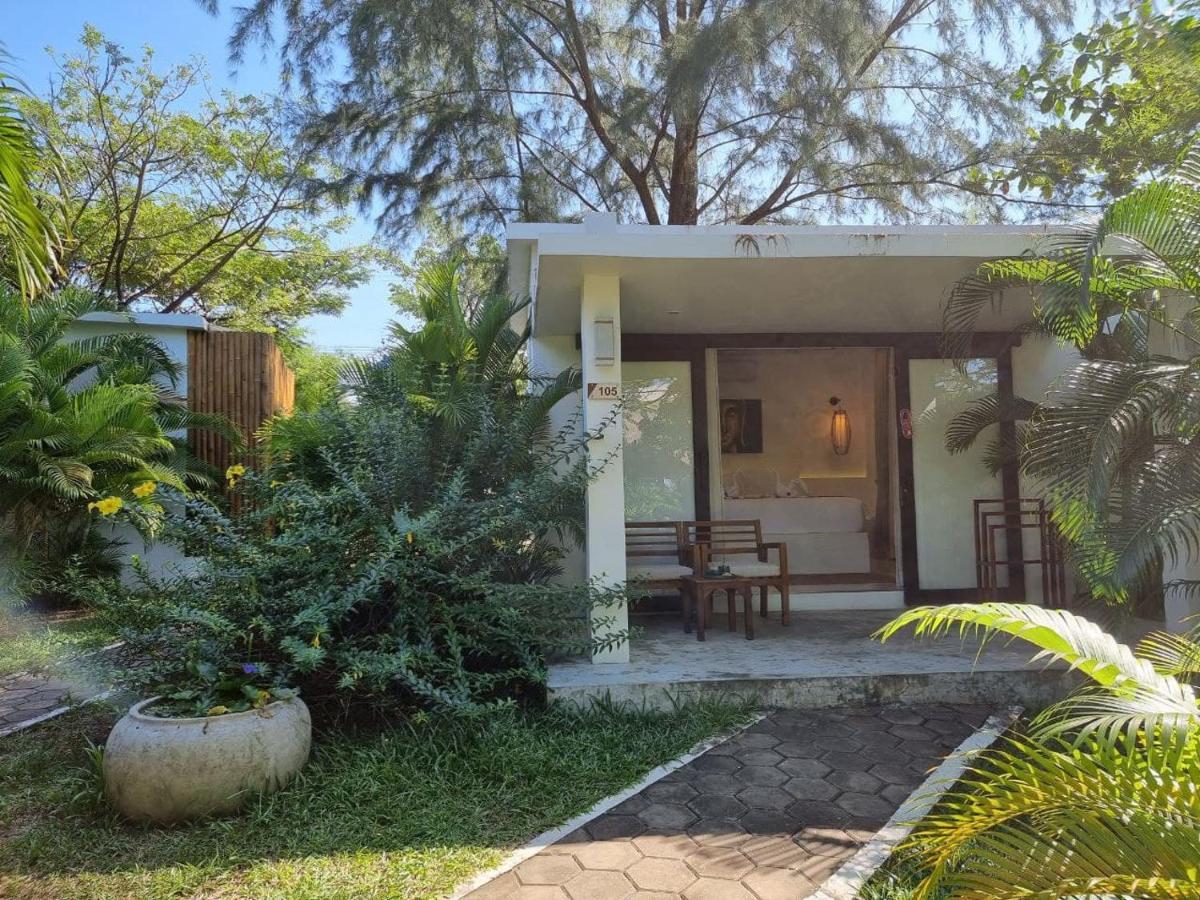 Sahaa Beach Resort Sihanoukville Exteriör bild