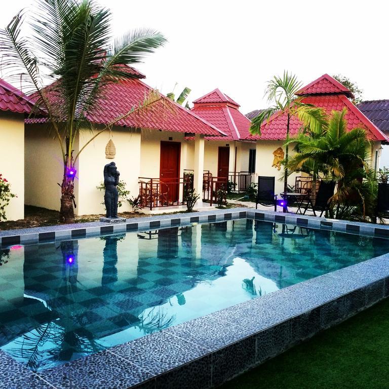 Sahaa Beach Resort Sihanoukville Exteriör bild